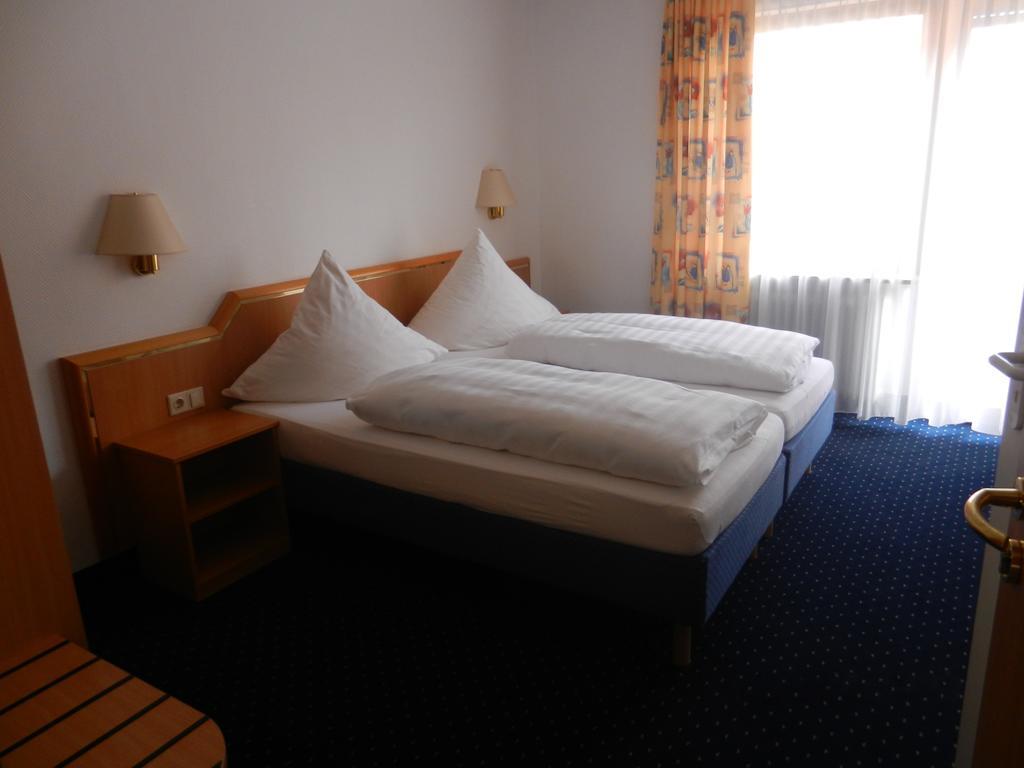 Hotel Gasthof Herderich Schlüsselfeld Pokoj fotografie